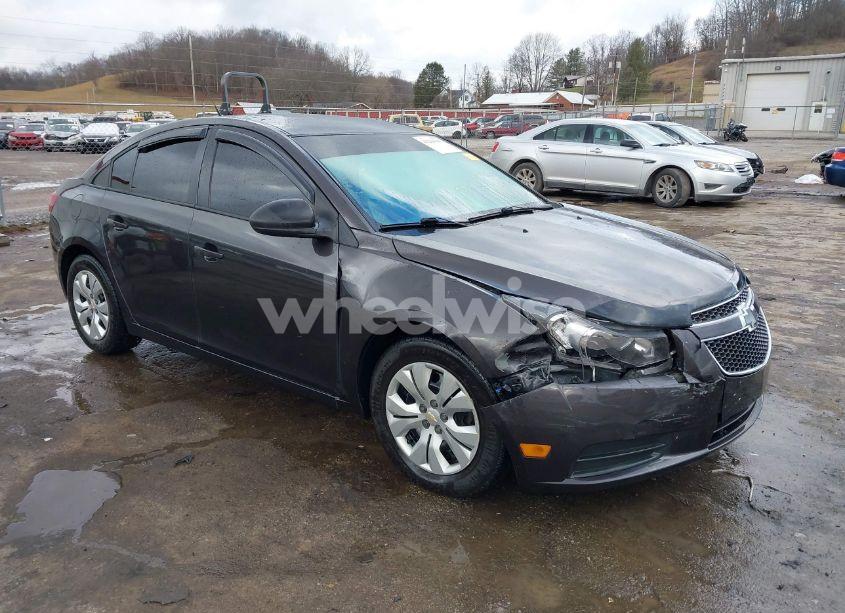 2014 Chevrolet Cruze LS AUTO (VIN 1G1PA5SH6E7186730) main photo