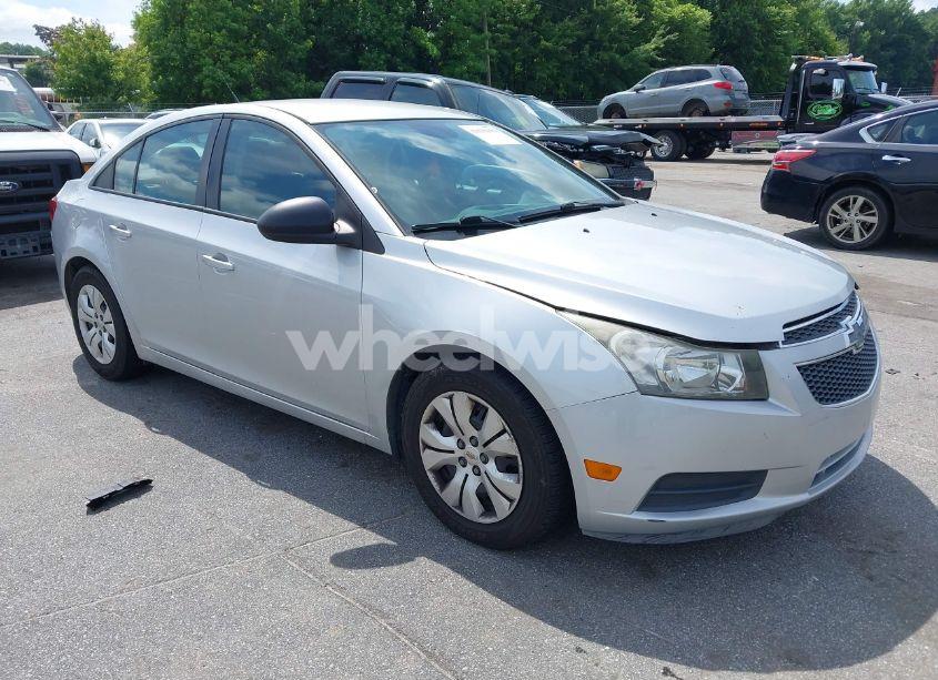 2014 Chevrolet Cruze LS AUTO (VIN 1G1PA5SH6E7209861) main photo