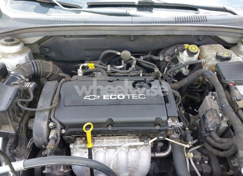 Photo 10 of 2014 Chevrolet Cruze LS AUTO (VIN 1G1PA5SH6E7209861)