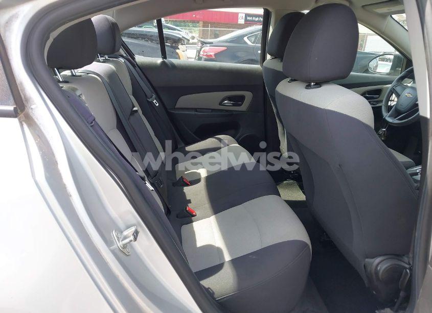 Photo 8 of 2014 Chevrolet Cruze LS AUTO (VIN 1G1PA5SH6E7209861)