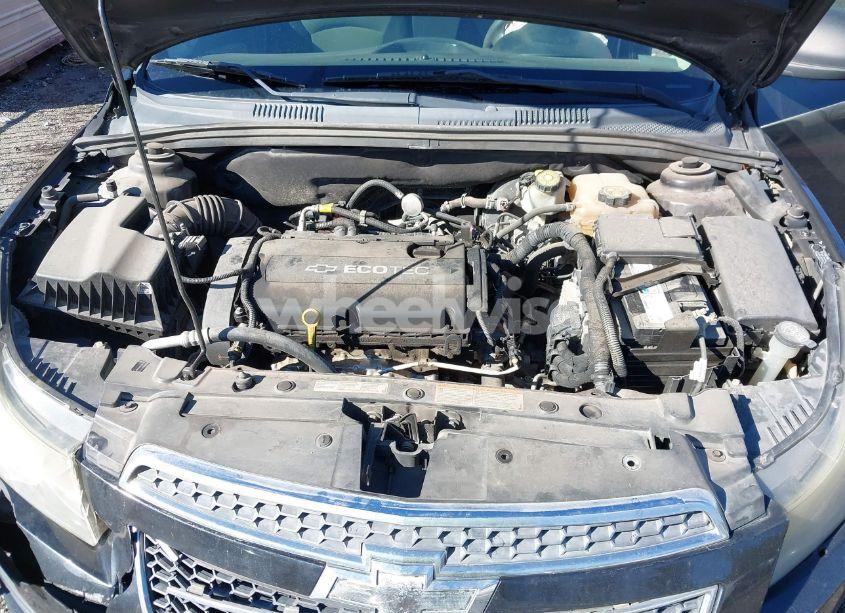 Photo 10 of 2014 Chevrolet Cruze LS AUTO (VIN 1G1PA5SH6E7222139)