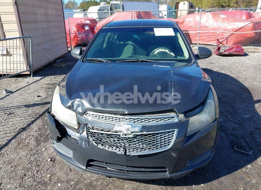 Photo 12 of 2014 Chevrolet Cruze LS AUTO (VIN 1G1PA5SH6E7222139)