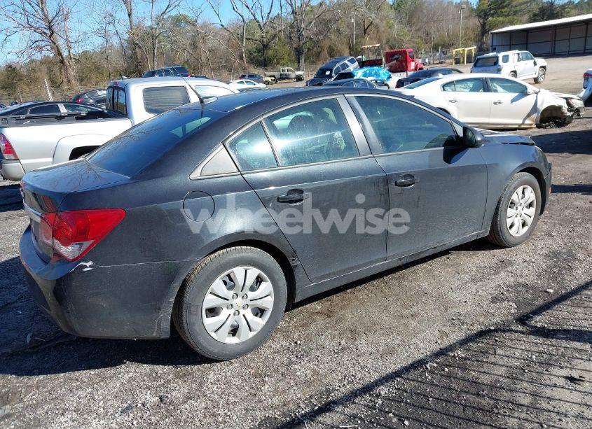 Photo 13 of 2014 Chevrolet Cruze LS AUTO (VIN 1G1PA5SH6E7222139)