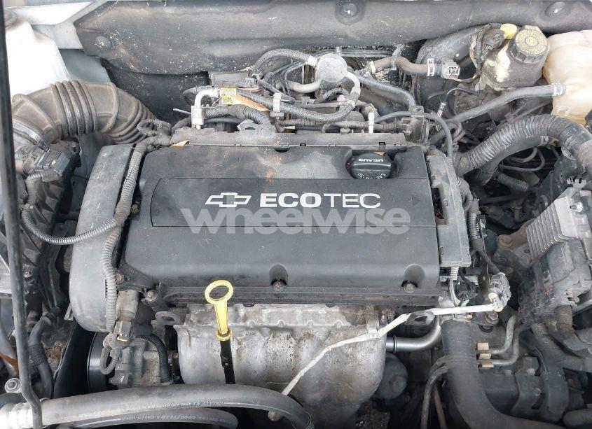 Photo 10 of 2014 Chevrolet Cruze LS AUTO (VIN 1G1PA5SH6E7228281)