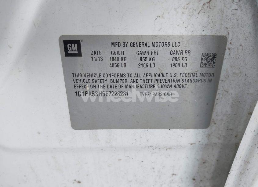 Photo 9 of 2014 Chevrolet Cruze LS AUTO (VIN 1G1PA5SH6E7228281)