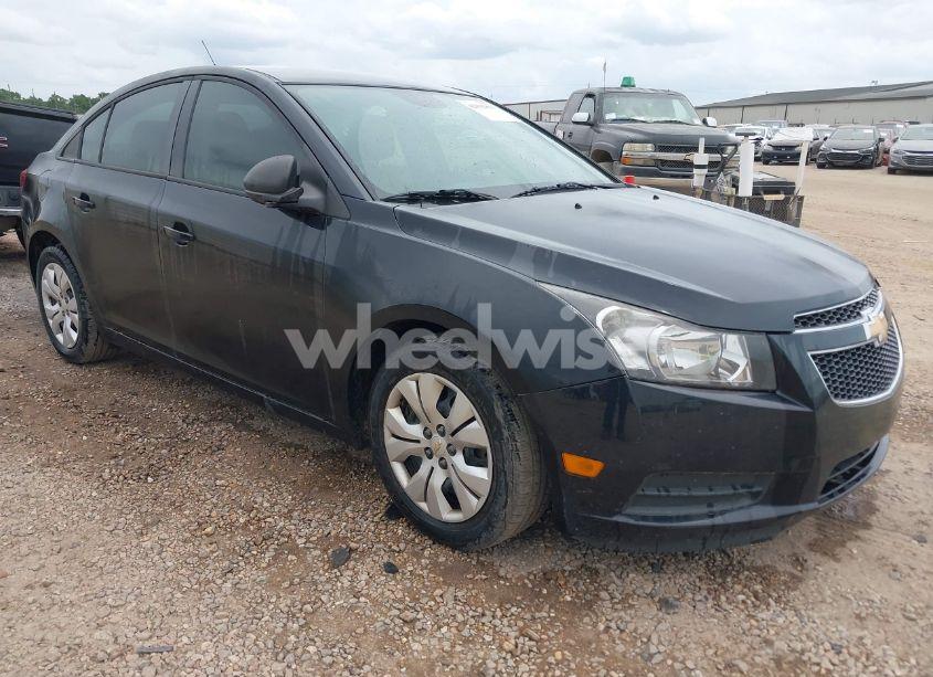 2014 Chevrolet Cruze LS AUTO (VIN 1G1PA5SH6E7249650) main photo