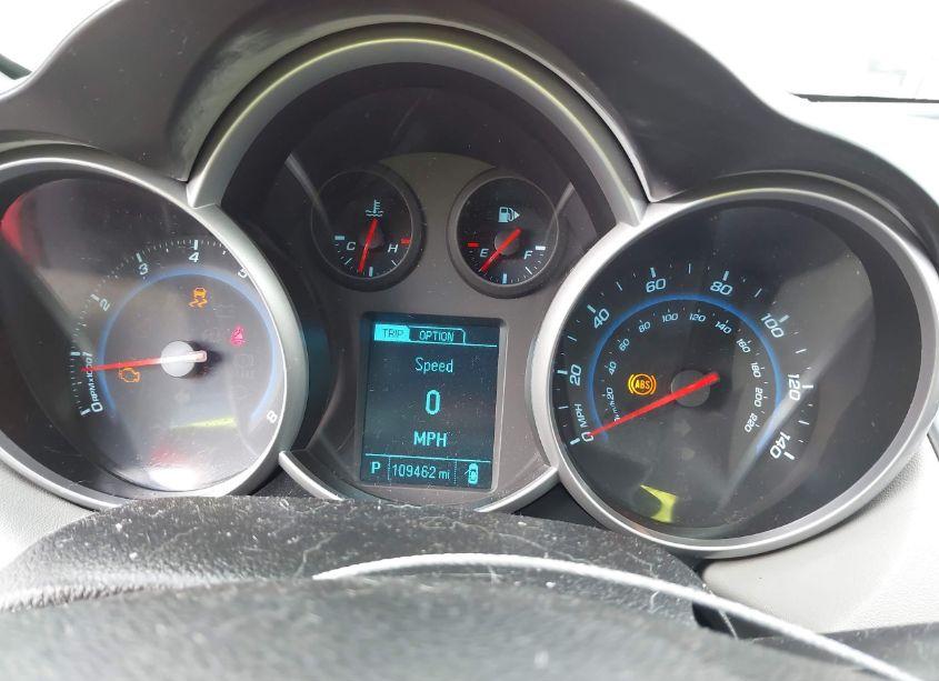 Photo 7 of 2014 Chevrolet Cruze LS AUTO (VIN 1G1PA5SH6E7271972)