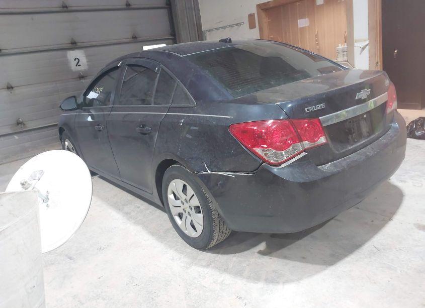 Photo 3 of 2014 Chevrolet Cruze LS AUTO (VIN 1G1PA5SH6E7345357)