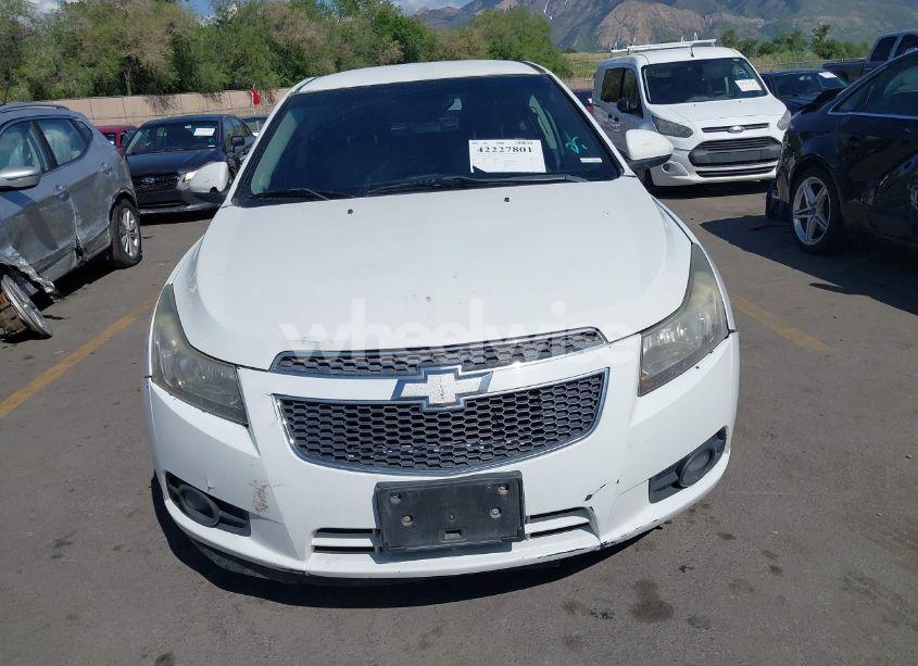 Photo 12 of 2014 Chevrolet Cruze LS AUTO (VIN 1G1PA5SH6E7422695)