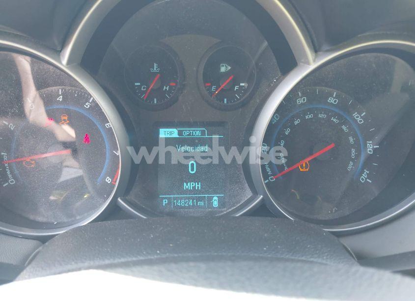 Photo 7 of 2014 Chevrolet Cruze LS AUTO (VIN 1G1PA5SH6E7422695)