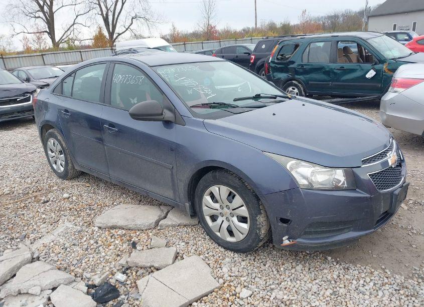 2014 Chevrolet Cruze LS AUTO (VIN 1G1PA5SH6E7438234) main photo