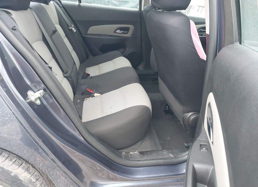 Photo 8 of 2014 Chevrolet Cruze LS AUTO (VIN 1G1PA5SH6E7438234)