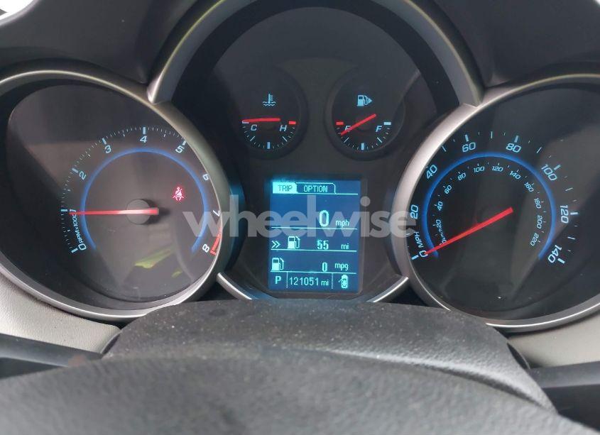 Photo 7 of 2014 Chevrolet Cruze LS AUTO (VIN 1G1PA5SH6E7469080)