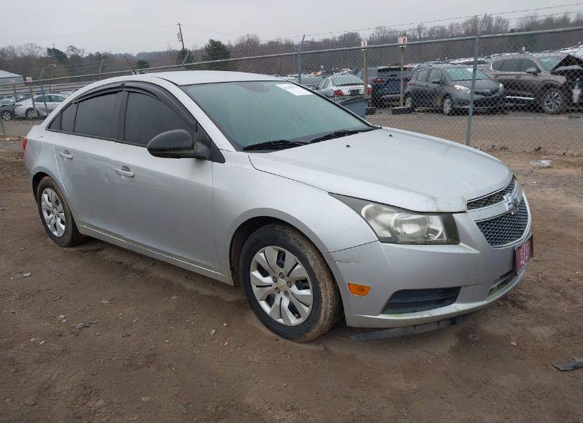 2014 Chevrolet Cruze LS AUTO (VIN 1G1PA5SH6E7470505) main photo