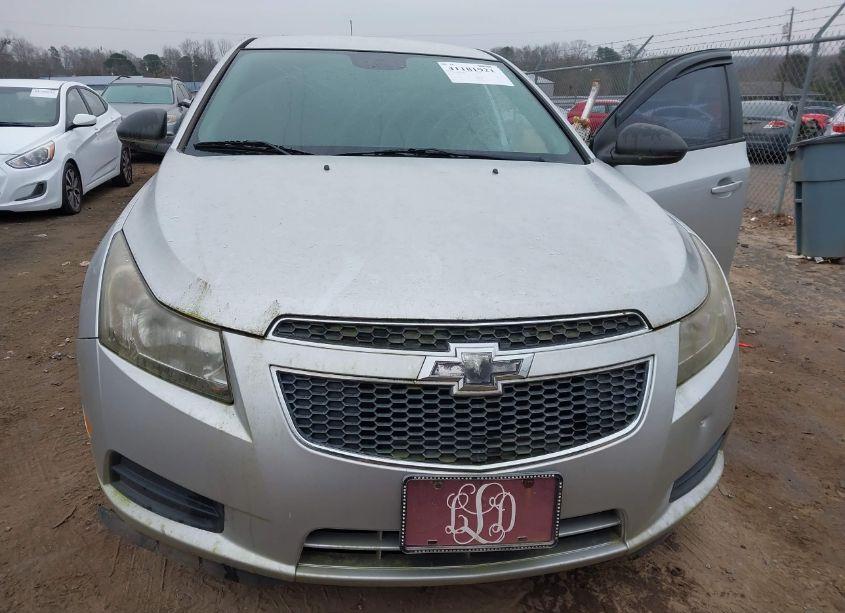 Photo 12 of 2014 Chevrolet Cruze LS AUTO (VIN 1G1PA5SH6E7470505)