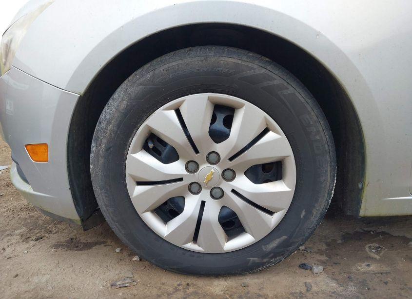 Photo 17 of 2014 Chevrolet Cruze LS AUTO (VIN 1G1PA5SH6E7470505)
