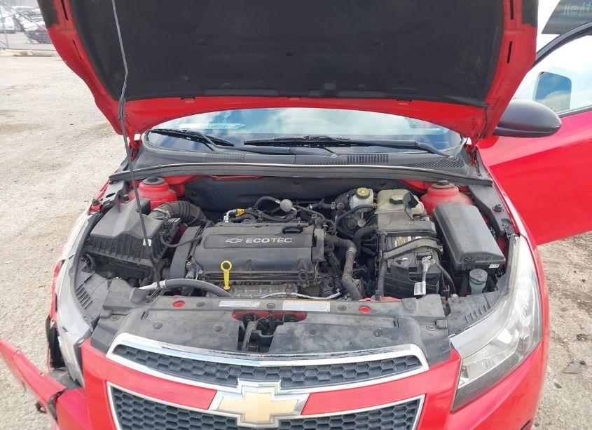Photo 10 of 2014 Chevrolet Cruze LS AUTO (VIN 1G1PA5SH6E7476823)
