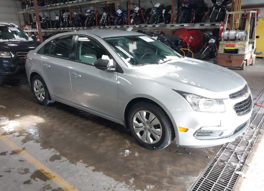 2015 Chevrolet Cruze LS AUTO (VIN 1G1PA5SH6F7102150) main photo