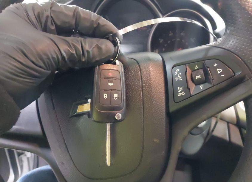 Photo 11 of 2015 Chevrolet Cruze LS AUTO (VIN 1G1PA5SH6F7102150)