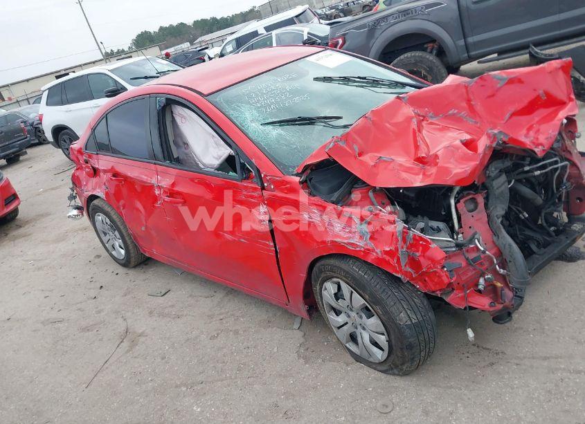 2015 Chevrolet Cruze LS AUTO (VIN 1G1PA5SH6F7104027) main photo