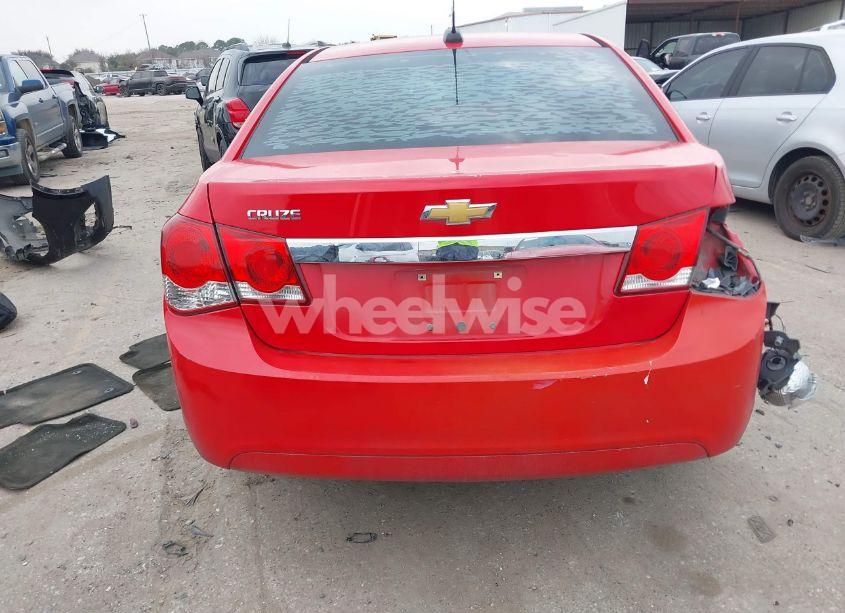 Photo 15 of 2015 Chevrolet Cruze LS AUTO (VIN 1G1PA5SH6F7104027)