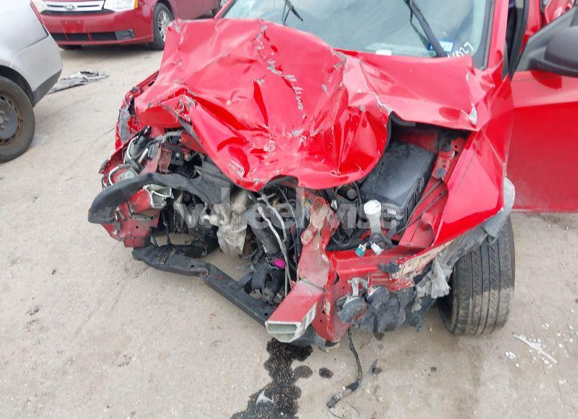 Photo 6 of 2015 Chevrolet Cruze LS AUTO (VIN 1G1PA5SH6F7104027)