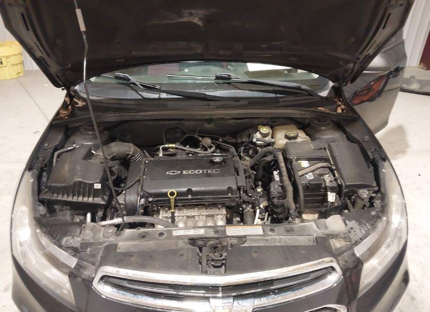 Photo 10 of 2015 Chevrolet Cruze LS AUTO (VIN 1G1PA5SH6F7142440)