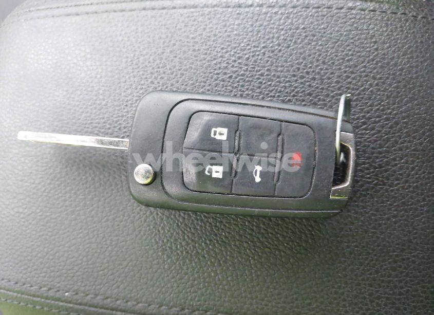 Photo 11 of 2015 Chevrolet Cruze LS AUTO (VIN 1G1PA5SH6F7161795)