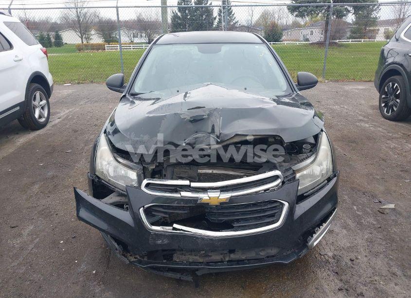 Photo 12 of 2015 Chevrolet Cruze LS AUTO (VIN 1G1PA5SH6F7161795)