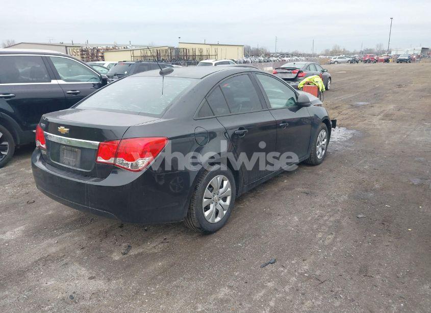 Photo 4 of 2015 Chevrolet Cruze LS AUTO (VIN 1G1PA5SH6F7161795)