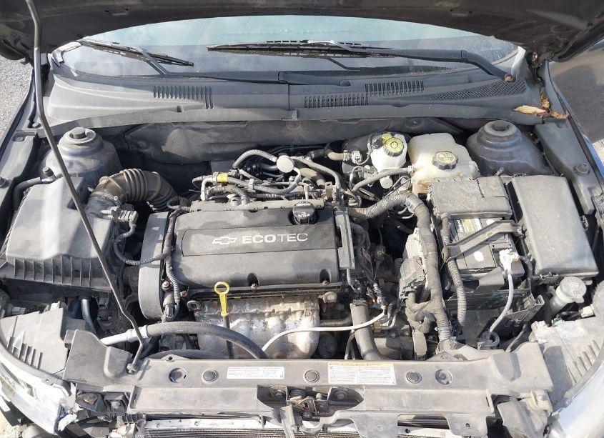 Photo 10 of 2015 Chevrolet Cruze LS AUTO (VIN 1G1PA5SH6F7207321)