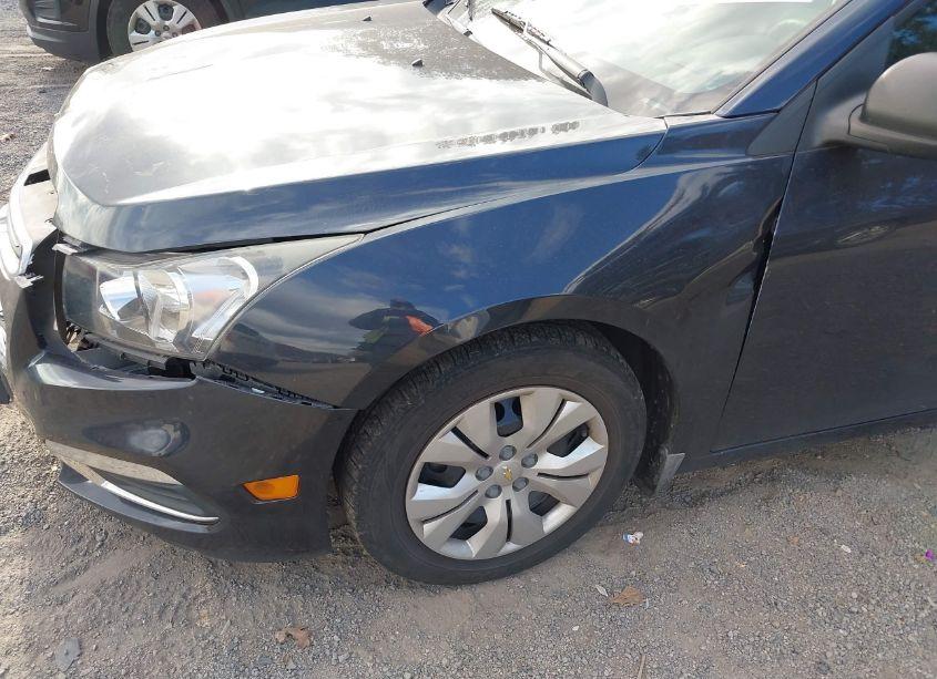 Photo 12 of 2015 Chevrolet Cruze LS AUTO (VIN 1G1PA5SH6F7207321)