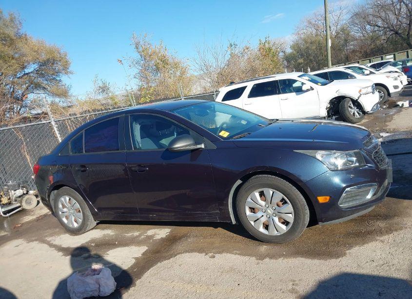 Photo 13 of 2015 Chevrolet Cruze LS AUTO (VIN 1G1PA5SH6F7274761)