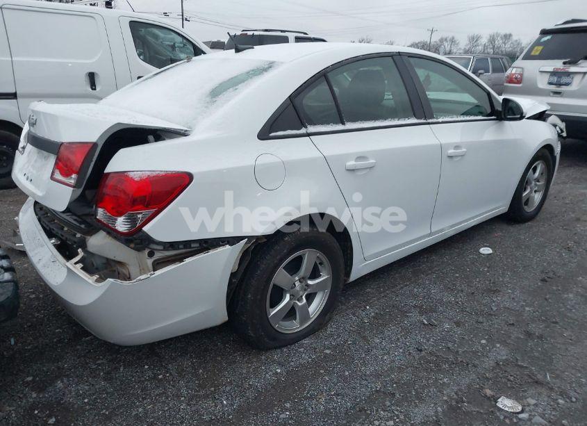 Photo 4 of 2013 Chevrolet Cruze LS AUTO (VIN 1G1PA5SH7D7189764)