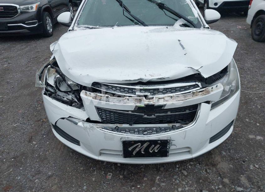 Photo 6 of 2013 Chevrolet Cruze LS AUTO (VIN 1G1PA5SH7D7189764)