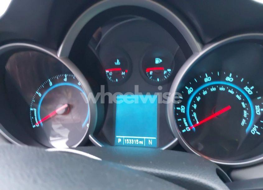 Photo 7 of 2013 Chevrolet Cruze LS AUTO (VIN 1G1PA5SH7D7189764)