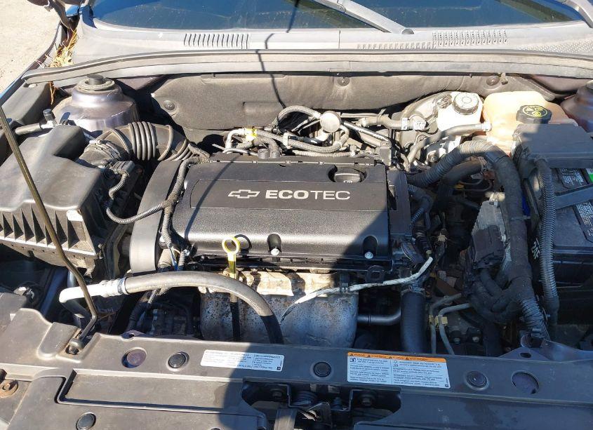 Photo 10 of 2013 Chevrolet Cruze LS AUTO (VIN 1G1PA5SH7D7231608)