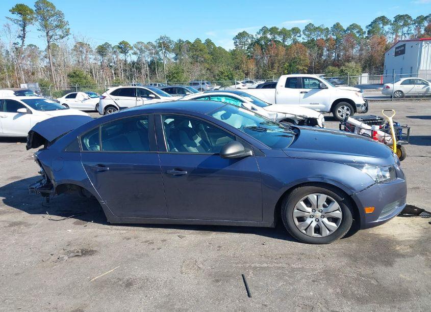 Photo 14 of 2013 Chevrolet Cruze LS AUTO (VIN 1G1PA5SH7D7231608)