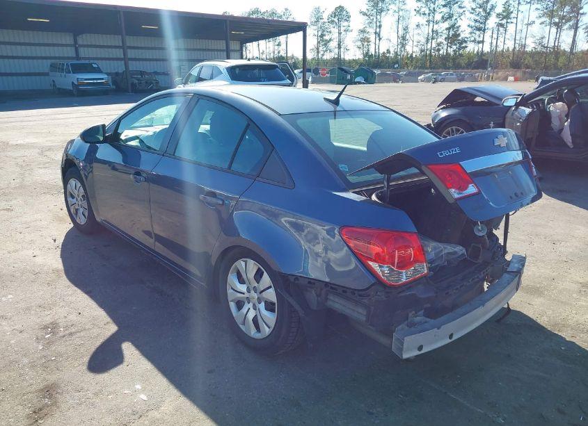 Photo 3 of 2013 Chevrolet Cruze LS AUTO (VIN 1G1PA5SH7D7231608)
