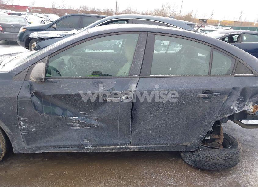 Photo 13 of 2014 Chevrolet Cruze LS AUTO (VIN 1G1PA5SH7E7142039)