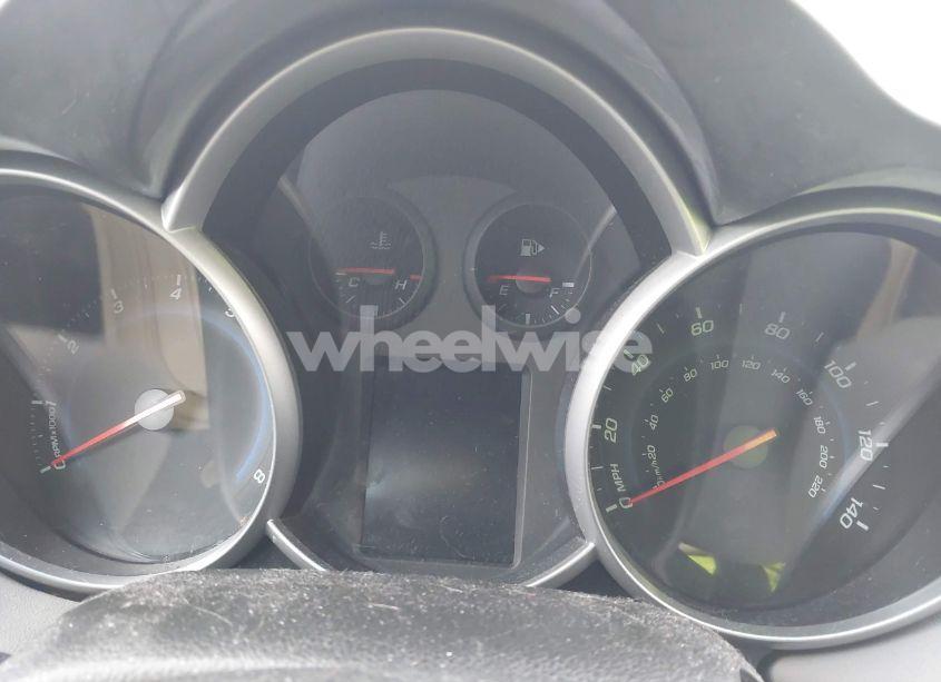 Photo 14 of 2014 Chevrolet Cruze LS AUTO (VIN 1G1PA5SH7E7142039)