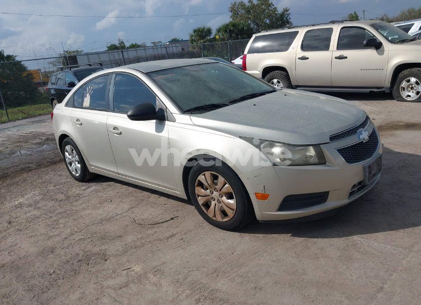 2014 Chevrolet Cruze LS AUTO (VIN 1G1PA5SH7E7189751) main photo