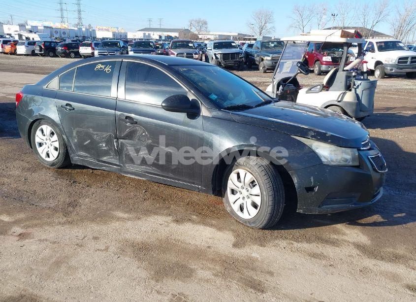 2014 Chevrolet Cruze LS AUTO (VIN 1G1PA5SH7E7259569) main photo
