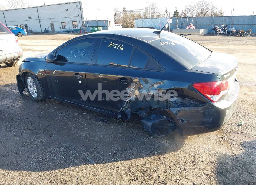 Photo 3 of 2014 Chevrolet Cruze LS AUTO (VIN 1G1PA5SH7E7259569)