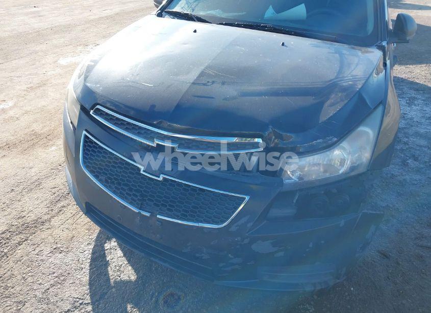 Photo 6 of 2014 Chevrolet Cruze LS AUTO (VIN 1G1PA5SH7E7259569)