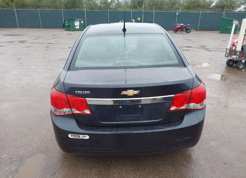 Photo 17 of 2014 Chevrolet Cruze LS AUTO (VIN 1G1PA5SH7E7319107)