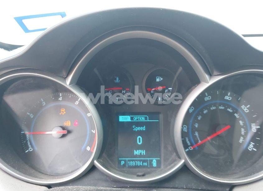 Photo 7 of 2014 Chevrolet Cruze LS AUTO (VIN 1G1PA5SH7E7351586)