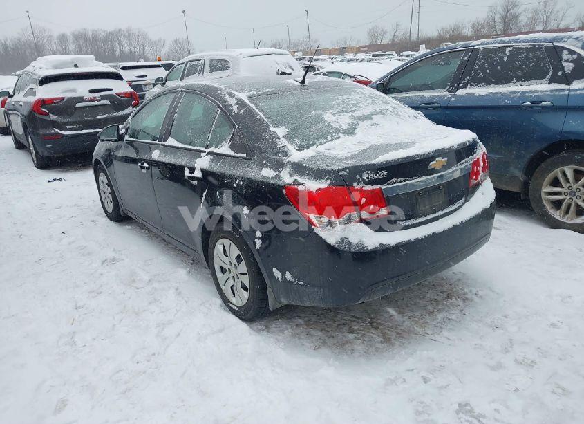 Photo 3 of 2014 Chevrolet Cruze LS AUTO (VIN 1G1PA5SH7E7458783)