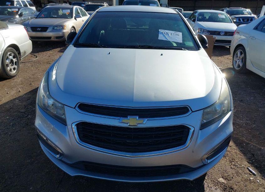 Photo 6 of 2015 Chevrolet Cruze LS AUTO (VIN 1G1PA5SH7F7143192)