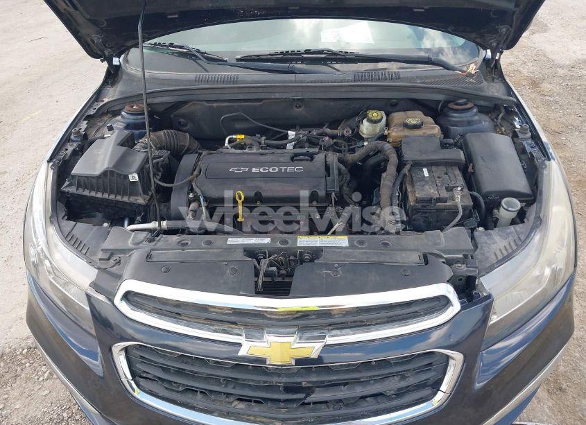 Photo 10 of 2015 Chevrolet Cruze LS AUTO (VIN 1G1PA5SH7F7151003)